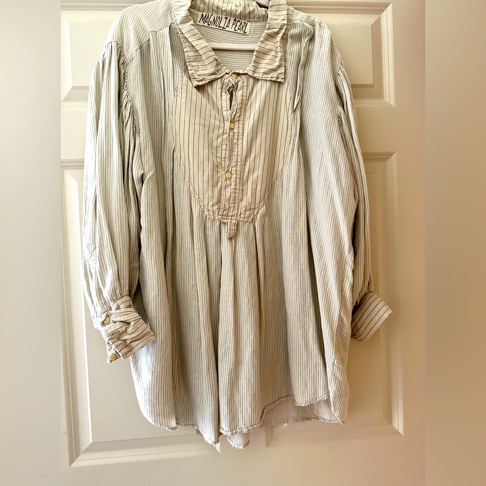 Magnolia Pearl top.